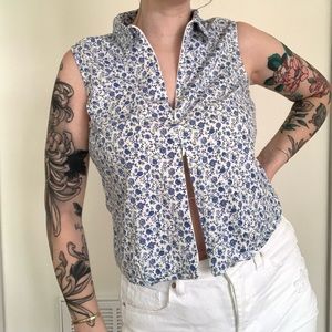 •SOLD ON DEPOP•VTG Blue Floral Top